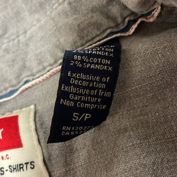 Men’s Wrangler Button Up - Picture 3 of 3